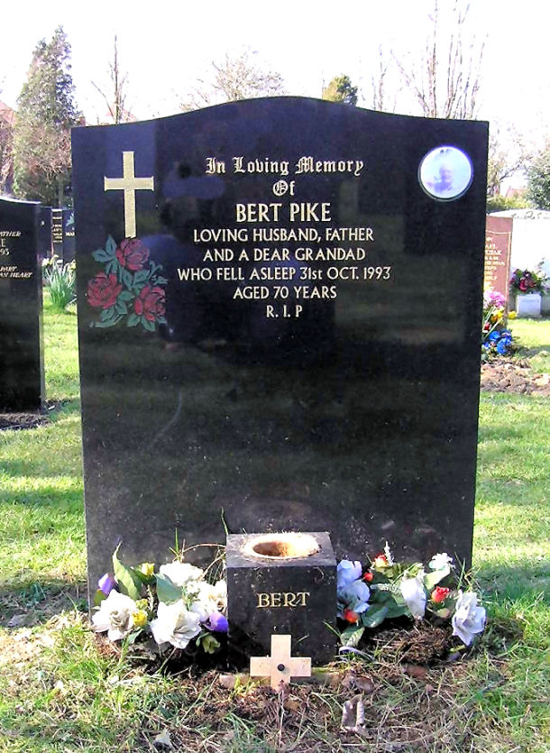 Albert Pike 1923-1993, Quinton Cemetery 